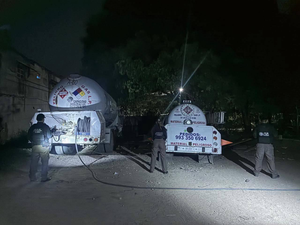 Operativo federal en Ixtacomitán deja tres detenidos y asegura pipas, gasera y contenedores