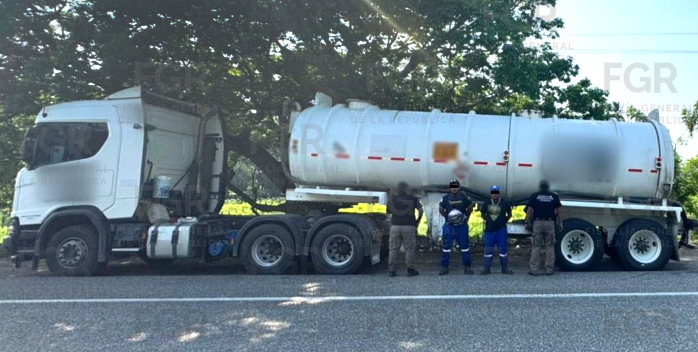 FGR asegura más de 100 mil litros de hidrocarburo en operativos realizados en Tabasco