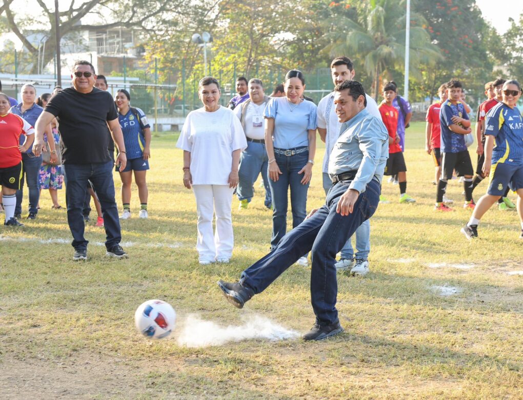 Javier May pone en marcha “Copa por la Transformación”, en 205 Centros Integradores de Tabasco…