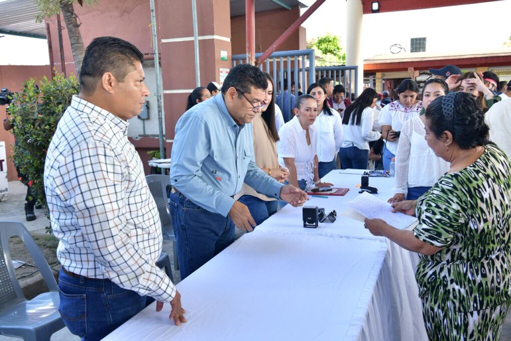 Gobierno del Pueblo llega a la ranchería San Lorenzo de Jalpa de Méndez