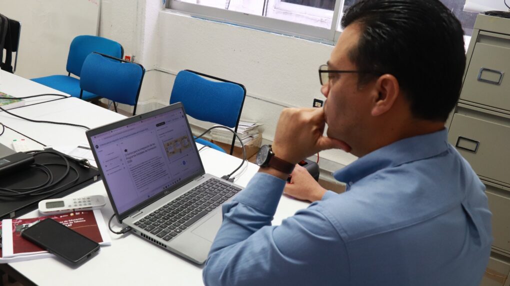 Fortalece IEAT capacitación profesional; 887 colaboradores concluyen procesos de formación en línea
