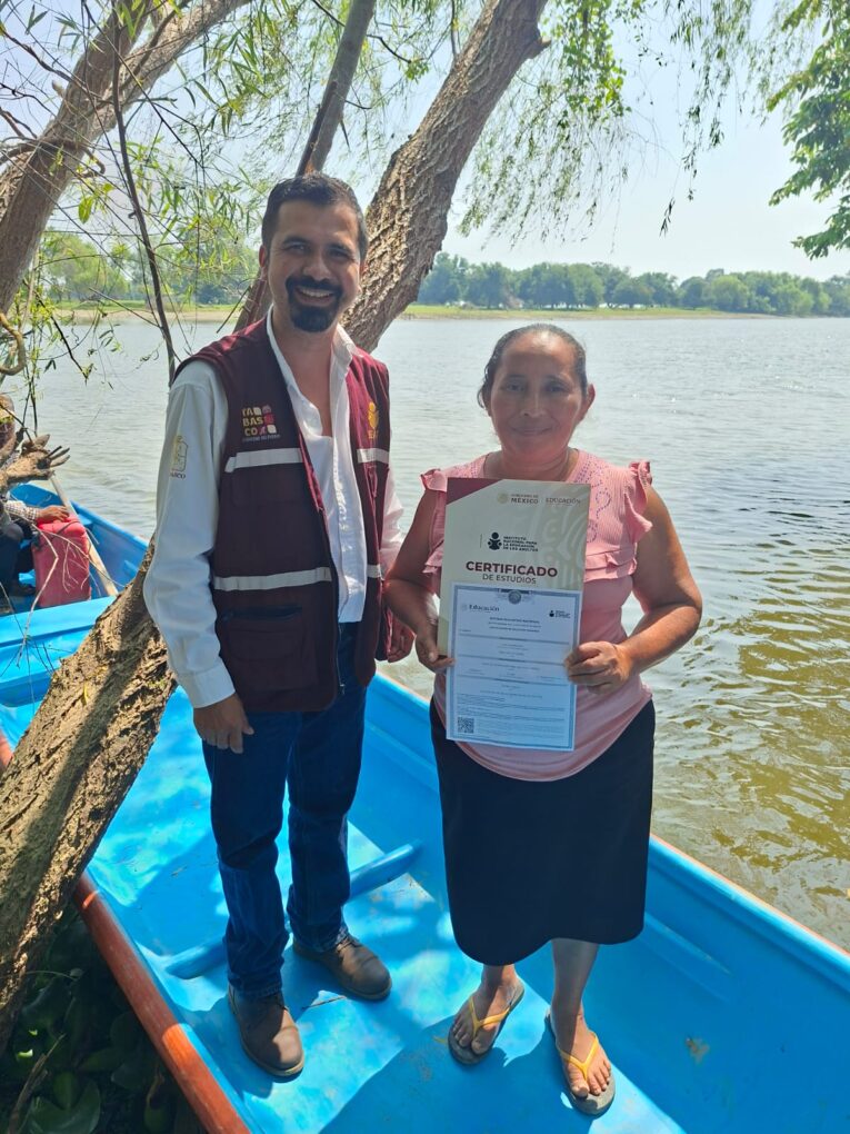 Más de 3 mil historias que cambiaron su destino: IEAT transforma vidas a través de la educación en Tabasco