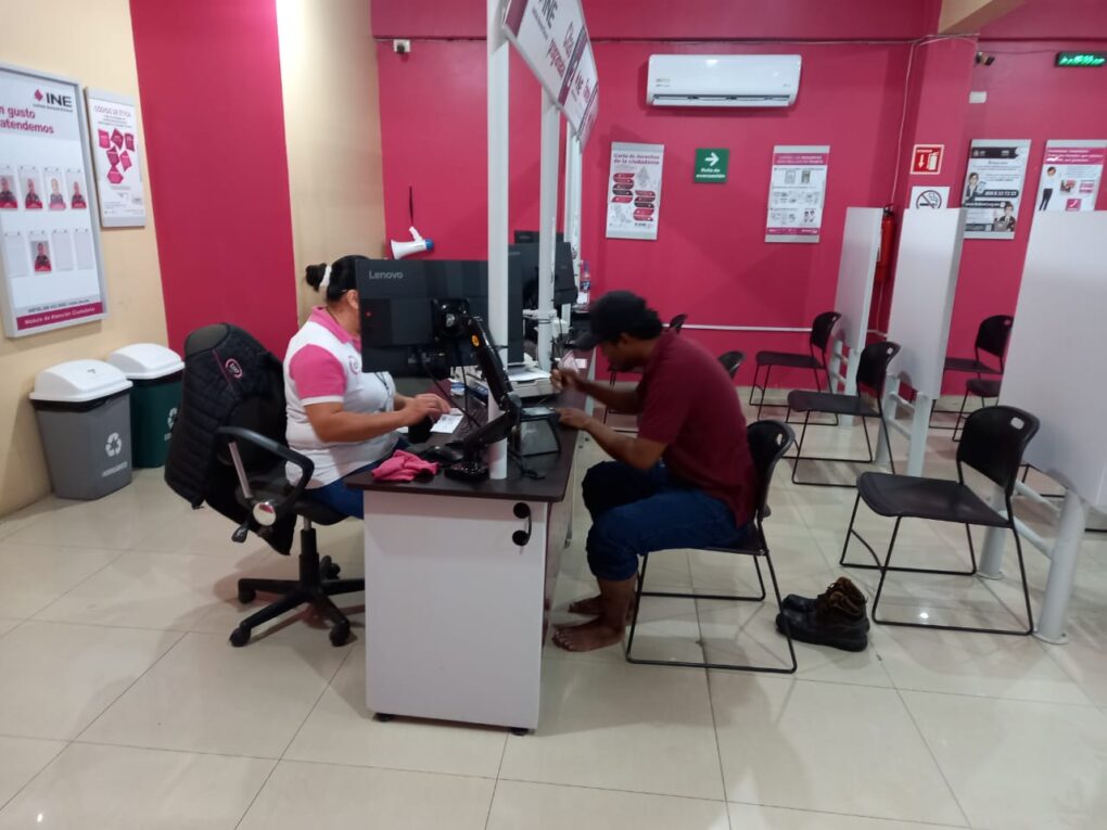 Módulos del INE en Tabasco operan con normalidad tras lluvias provocadas por el Frente Frío 41