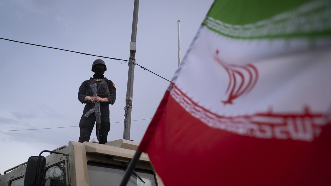 Irán exige fin de sanciones y control del estrecho de Ormuz en respuesta a propuesta de EE.UU.