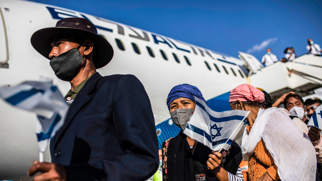 Miles de integrantes de comunidad indígena en India se preparan para emigrar a Israel