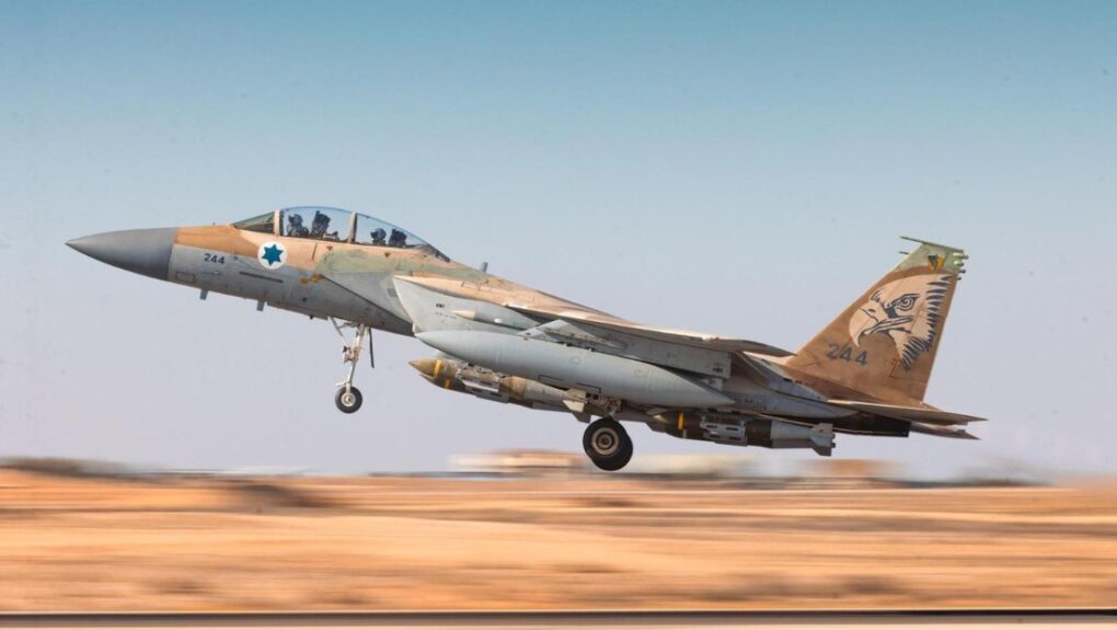 Israel bombardea infraestructura militar en Siria tras ataques contra población drusa