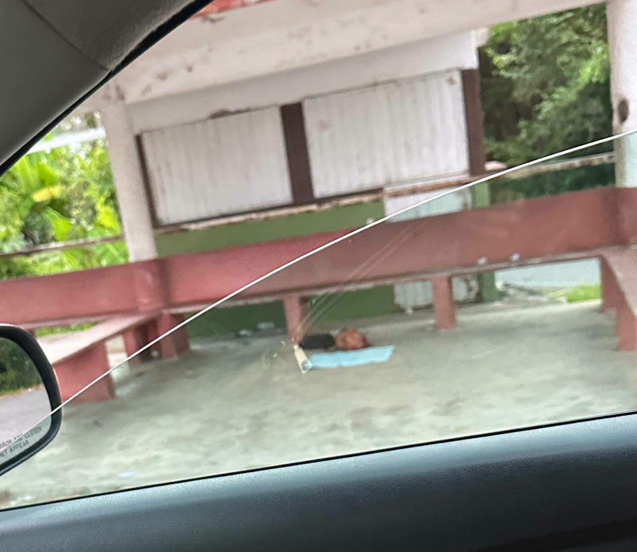 Hallan restos humanos en parada de transporte en Jalapa
