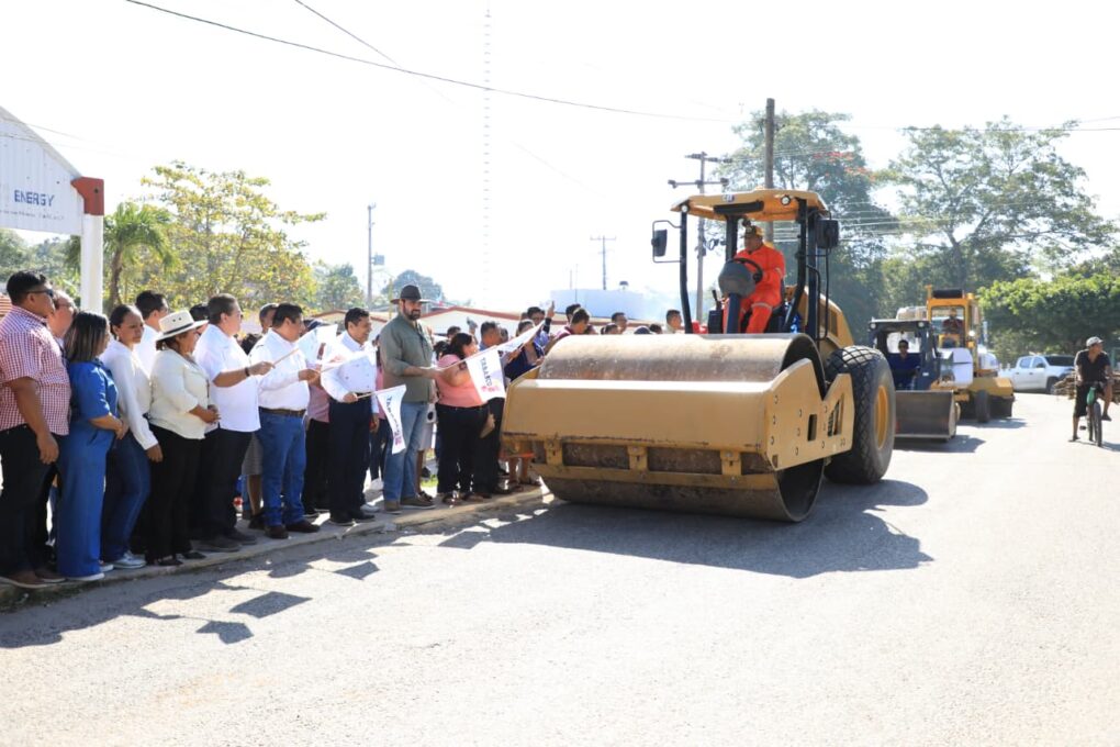 Anuncia Javier May ampliación de vía corta Cunduacán-Comalcalco y supervisa rehabilitación de camino en Jalpa de Méndez…