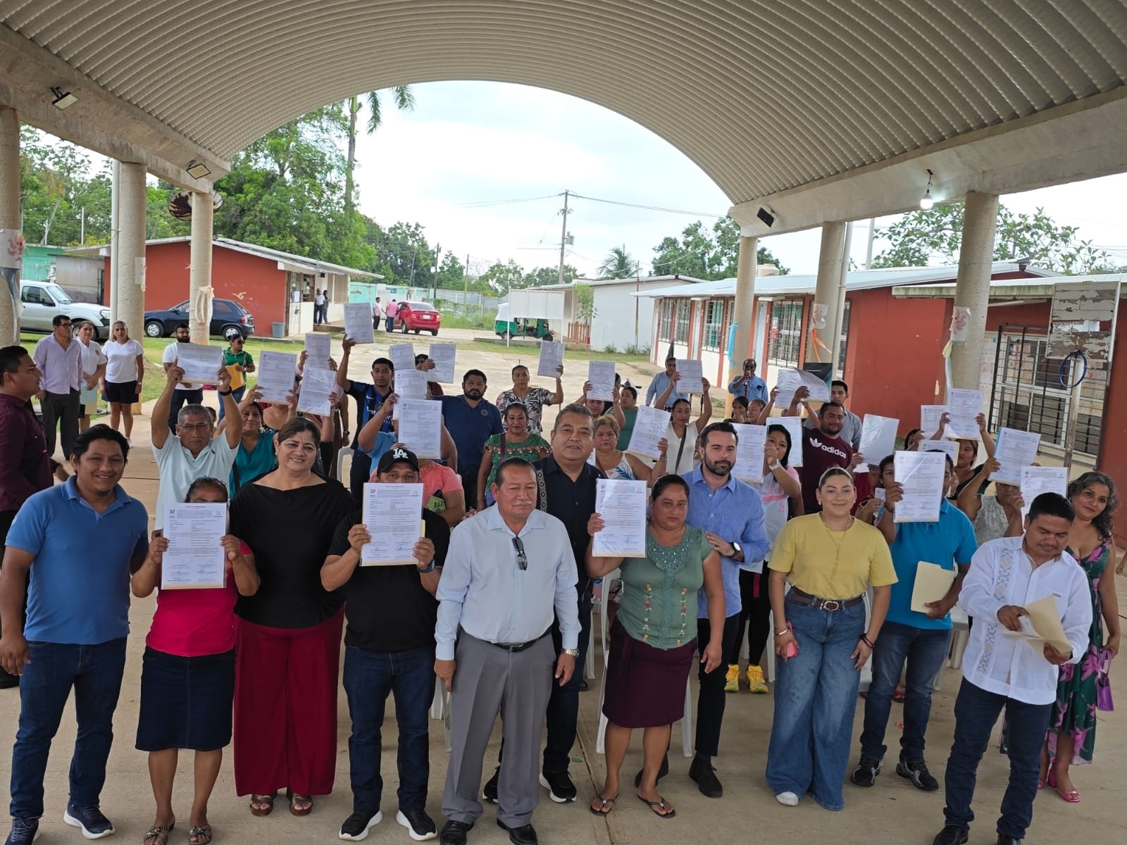 CERTT entrega 47 títulos de propiedad en Macuspana para fortalecer la certeza jurídica