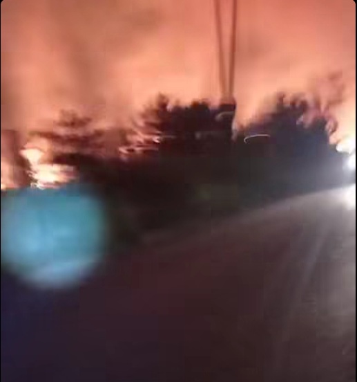 Se registran dos incendios la tarde-noche del sábado en Macuspana y la carretera Villahermosa–Teapa
