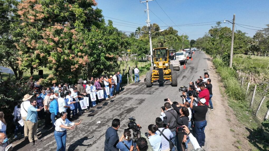 Inician rehabilitación de la carretera Playas del Rosario-Jalapa con inversión superior a 34 mdp