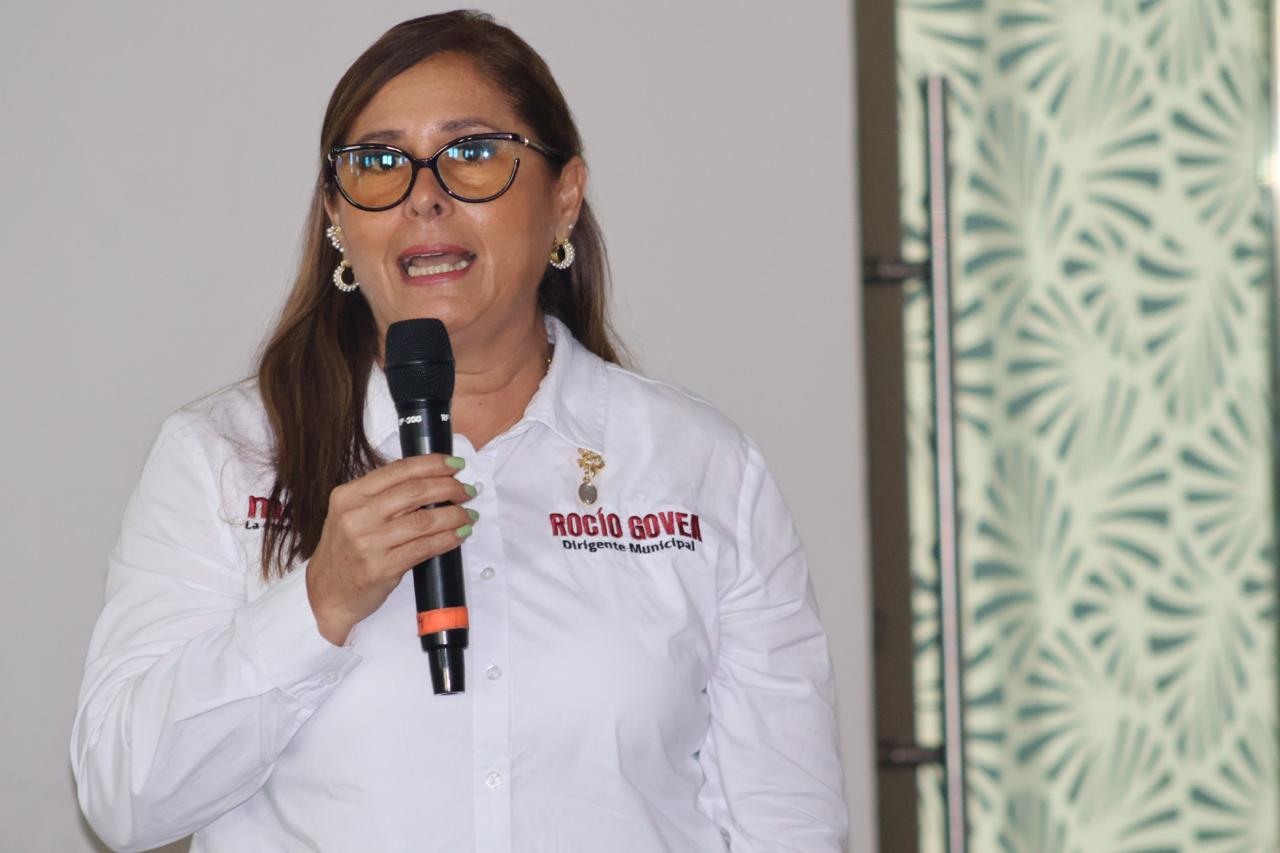 Regidora de Cárdenas Miguelina Ovando renuncia al PRD y se suma a Morena