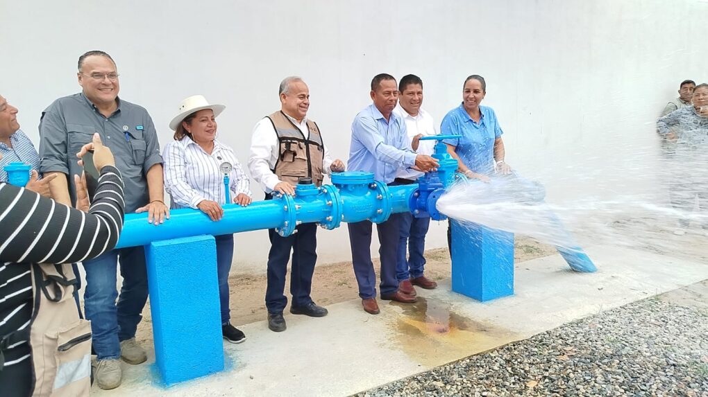 Supervisan obras de agua potable en Cunduacán y Jalpa de Méndez como parte del “Gobierno de Territorio”
