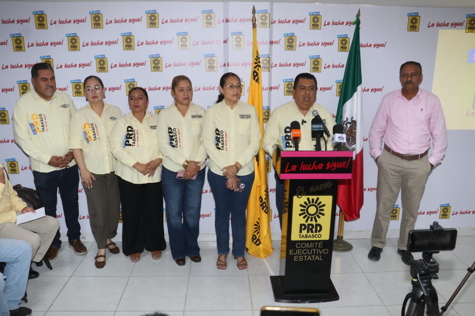 IEPCT sanciona al PRD Tabasco y a Rafael Acosta León por uso indebido de imágenes de menores