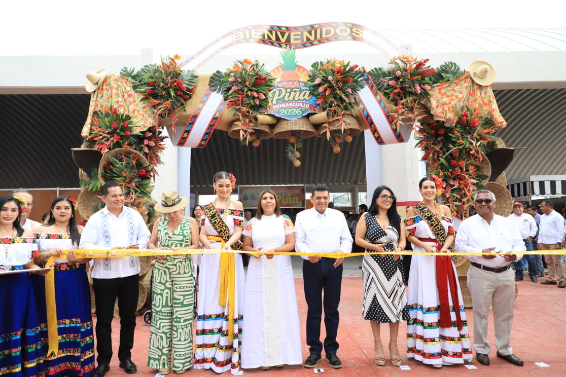 Javier May inaugura en Huimanguillo el Primer Festival de la Piña 2026, orgullo del campo tabasqueño