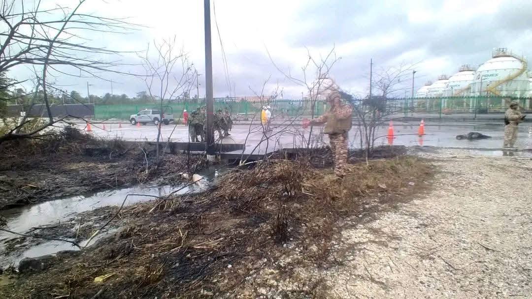 Confirma Pemex fallecimiento de cinco personas por incendio en alrededores de la refinería Olmeca-Dos Bocas