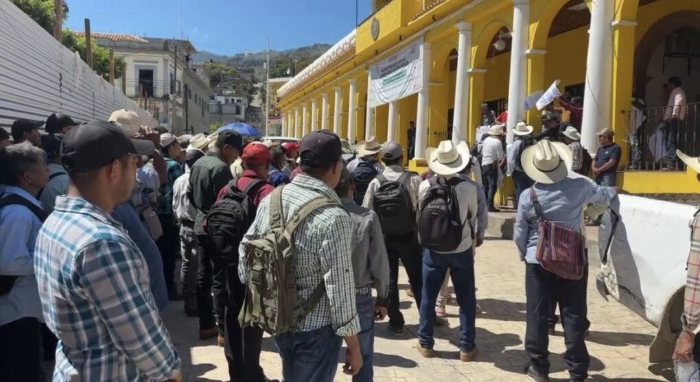 Pobladores de Simojovel exigen instalación de bases de seguridad tras tiroteos