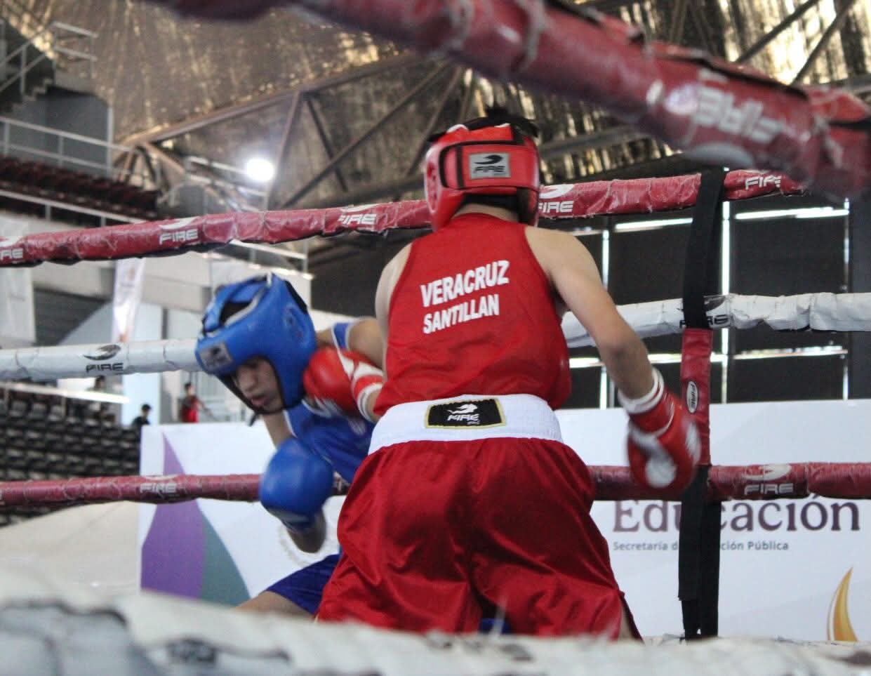 Boxeadores veracruzanos viajan 20 horas sin aire acondicionado rumbo a la Olimpiada Nacional