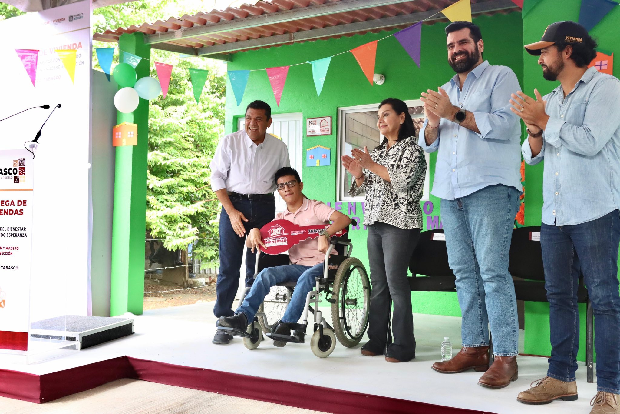 Entrega Gobernador 100 viviendas a familias vulnerables de Centro; inversión supera los 31.8 mdp…