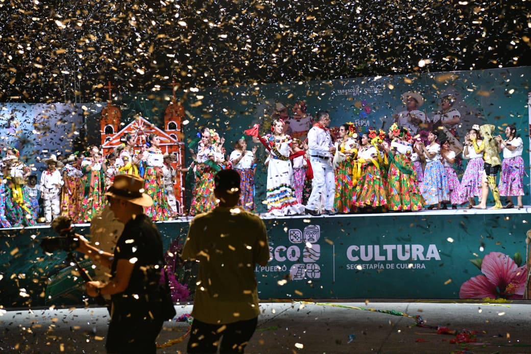 Disfrutan danza y música presentado por Macuspana, Paraíso y Tacotalpa en foro La Cultural