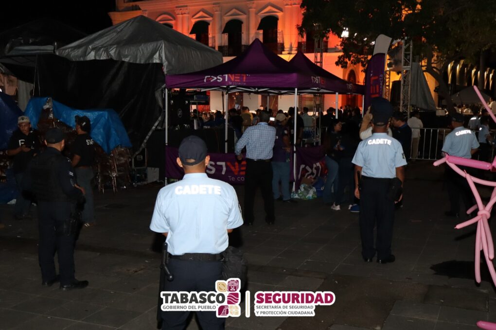Refuerzan seguridad en Plaza de Armas durante presentación de representantes de la Feria Tabasco 2026