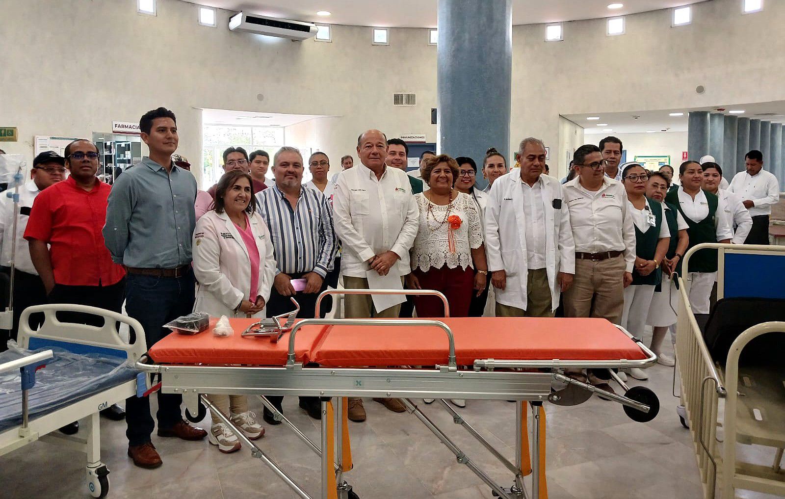 Pemex fortalece salud en Jalapa y Jonuta; entrega equipos médicos y mobiliarios para hospitales comunitarios…