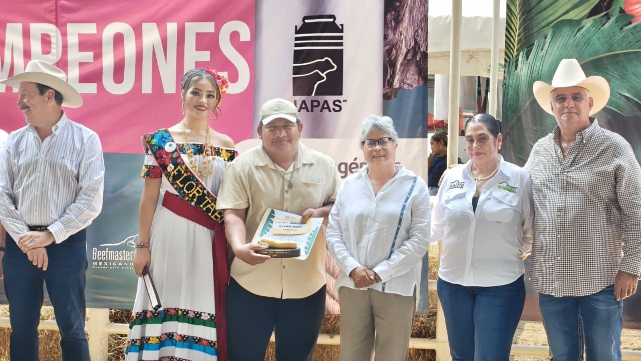 Gobierno de Tabasco reconoce al sector primario en la Feria Tabasco 2026